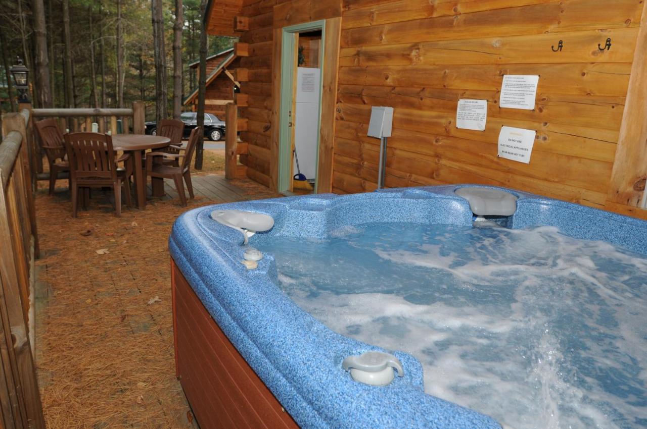 The Cabins at Pine Haven - Beckley Beaver Exterior foto